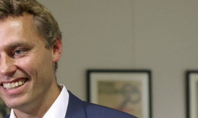 Står igjen som en guttegjeng som setter hensynet til seg selv, festingen og hverandre foran partiet